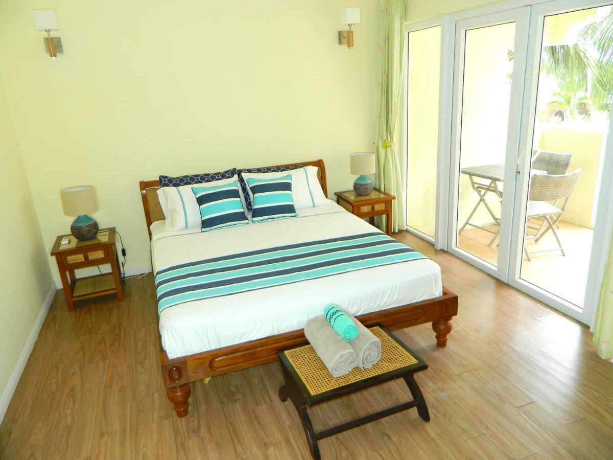 Ariel Beach Villa* Grand Baie Bagian luar foto